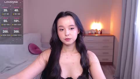 Snapshot of lia_hetty chatting on 12, 9, 2025 L I A online show from 12, 9, 2025