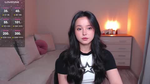 Snapshot of lia_hetty chatting on 6, 10, 2025 L I A online show from 6, 10, 2025