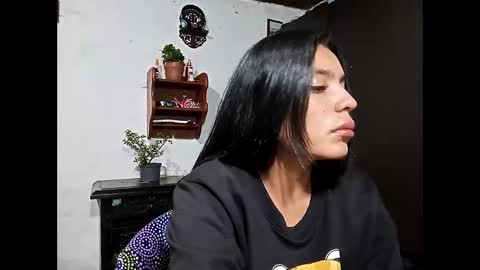 Lia online show from 10, 2, 2025