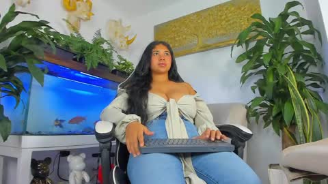 lia_lovelly online show from 14, 4, 2026