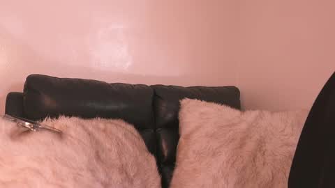 liaa online show from 18, 4, 2026