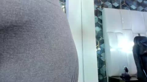 Snapshot of lia_mariana chatting on 19, 6, 2026 lia_mariana online show from 19, 6, 2026