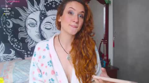 Snapshot of lia_monroe chatting on 5, 3, 2025 Lia Monroe online show from 5, 3, 2025