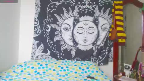 Snapshot of lia_monroe chatting on 10, 11, 2025 Lia Monroe online show from 10, 11, 2025