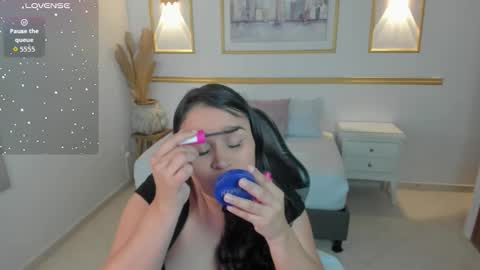 Lia  online show from 23, 10, 2025