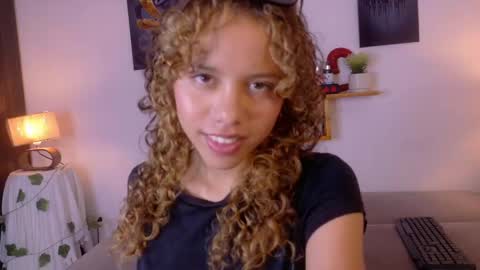 Juliana online show from 15, 5, 2026