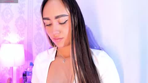 Snapshot of liaa_18 chatting on 13, 11, 2025 Liaa online show from 13, 11, 2025