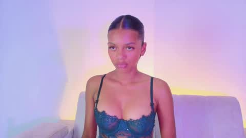 Snapshot of liaa_taylor1 chatting on 24, 5, 2026 Lia online show from 24, 5, 2026