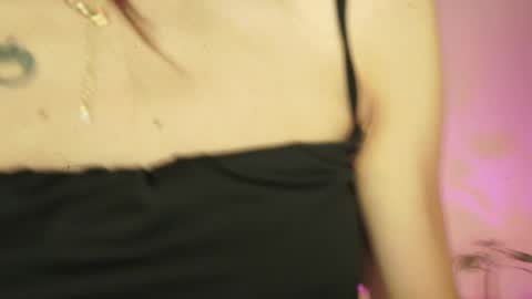 Lia  online show from 11, 4, 2026