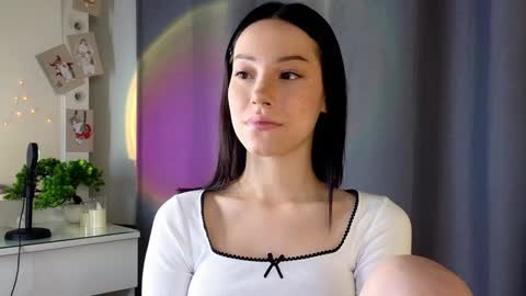 Snapshot of liaglamour chatting on 4, 12, 2024 Lia online show from 4, 12, 2024