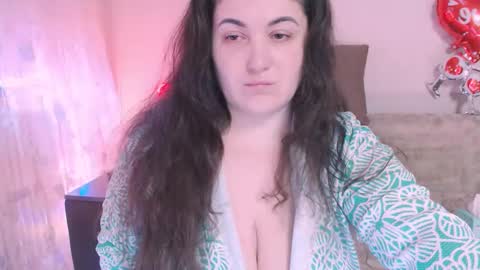 miss Lia  colection for travel online show from 2, 3, 2025