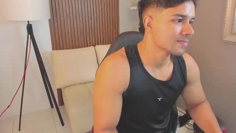 Liam Collins online show from 4, 2, 2025