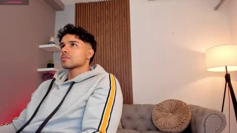 Liam Collins online show from 9, 3, 2025