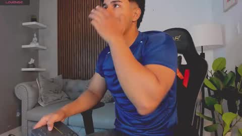 Liam Collins online show from 4, 10, 2025