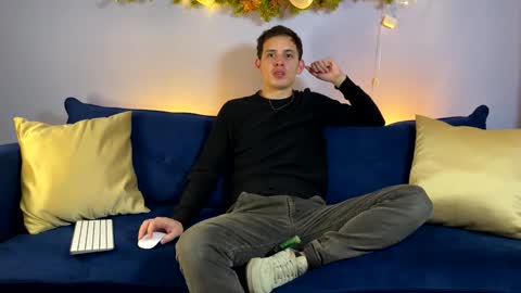 Liam online show from 7, 1, 2025