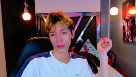 liam_green1 online show from 21, 2, 2026