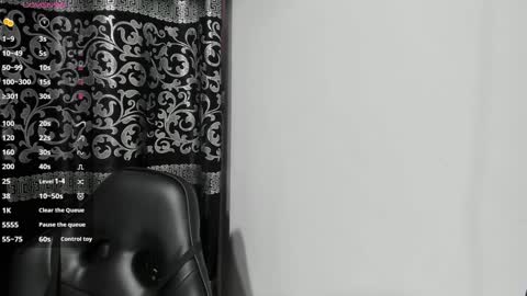 Snapshot of liam_kleiin chatting on 31, 12, 2024 LIAM KLEIN online show from 31, 12, 2024