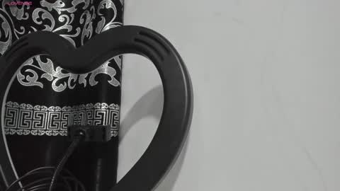 Snapshot of liam_kleiin chatting on 5, 3, 2025 LIAM KLEIN online show from 5, 3, 2025