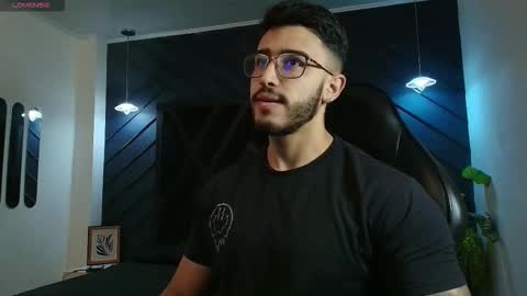 LIAM KLEIN online show from 30, 3, 2026