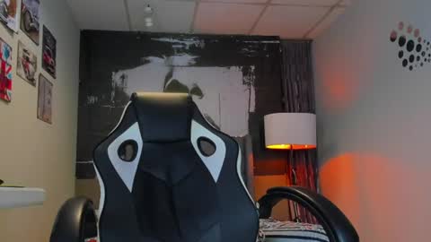 Snapshot of liam_scoot_ chatting on 13, 6, 2026 LIN online show from 13, 6, 2026