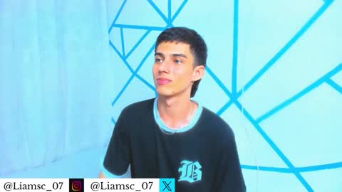 Snapshot of liam_scott77 chatting on 6, 11, 2025 Liam scott77 online show from 6, 11, 2025