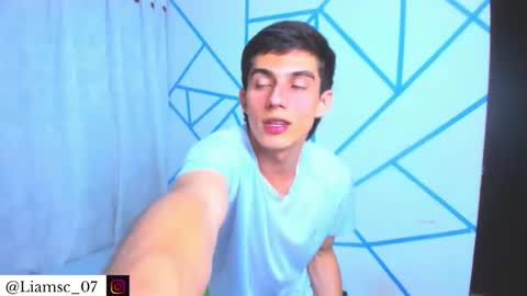 Snapshot of liam_scott77 chatting on 24, 11, 2025 Liam scott77 online show from 24, 11, 2025