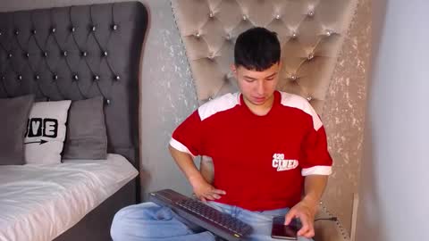 Liam  online show from 4, 3, 2026