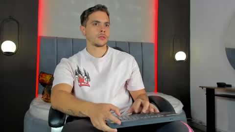 Liam online show from 20, 4, 2026