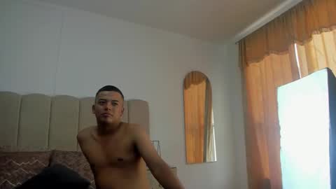 Snapshot of liamandjordan chatting on 18, 12, 2025 LiamANDjordan online show from 18, 12, 2025