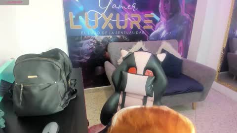 Lia online show from 7, 10, 2025