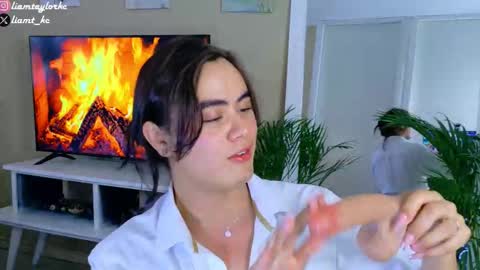 Snapshot of liamtaylor_ chatting on 5, 1, 2026 Tell me Liam online show from 5, 1, 2026