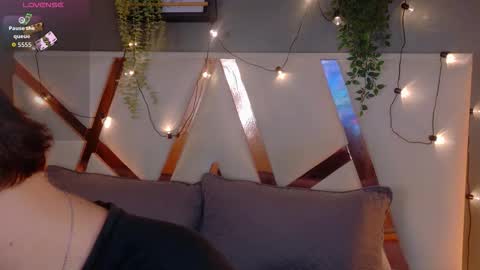 Liam Thunder online show from 16, 12, 2025