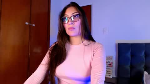 Liana  online show from 25, 9, 2025