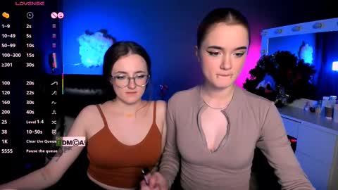 Little Liana  online show from 26, 2, 2025