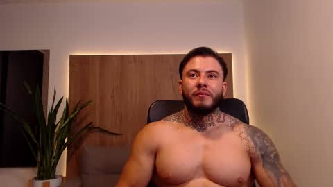 lianjones9 online show from 18, 10, 2025