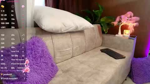 Snapshot of liaowen1 chatting on 21, 11, 2025 LIA online show from 21, 11, 2025