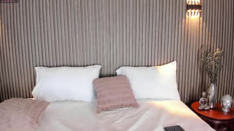  LIA TINK  online show from 12, 3, 2025