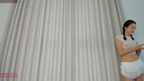 Snapshot of liavee chatting on 15, 1, 2025 Lia online show from 15, 1, 2025