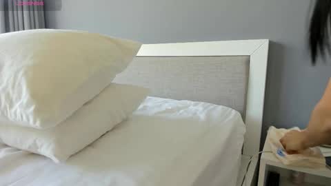 Snapshot of liavee chatting on 10, 9, 2025 Lia online show from 10, 9, 2025