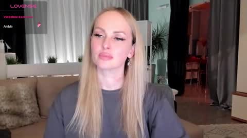 Snapshot of libby_nora chatting on 11, 12, 2024 Libby online show from 11, 12, 2024