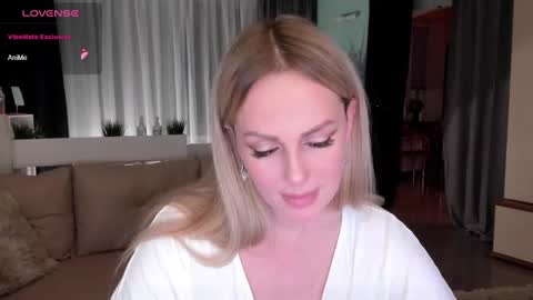 Snapshot of libby_nora chatting on 19, 12, 2024 Libby online show from 19, 12, 2024