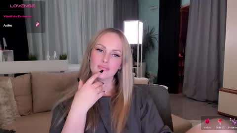 Snapshot of libby_nora chatting on 22, 12, 2024 Libby online show from 22, 12, 2024