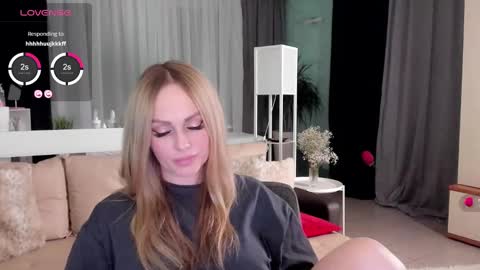 Snapshot of libby_nora chatting on 24, 1, 2025 Libby online show from 24, 1, 2025