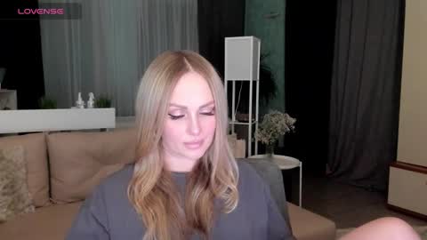 Snapshot of libby_nora chatting on 8, 2, 2025 Libby online show from 8, 2, 2025