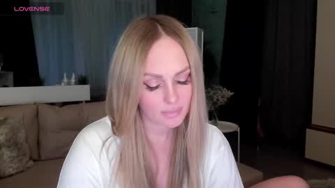 Snapshot of libby_nora chatting on 12, 2, 2025 Libby online show from 12, 2, 2025