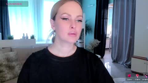 Snapshot of libby_nora chatting on 27, 2, 2025 Libby online show from 27, 2, 2025