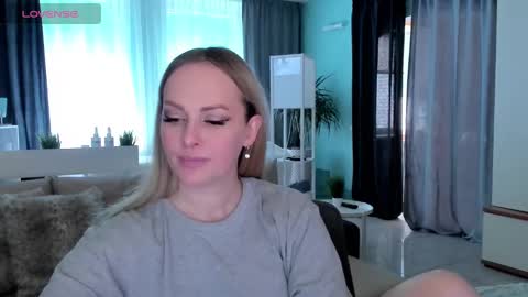 Snapshot of libby_nora chatting on 3, 3, 2025 Libby online show from 3, 3, 2025