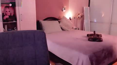 Snapshot of libby_nora chatting on 22, 9, 2025 Libby online show from 22, 9, 2025