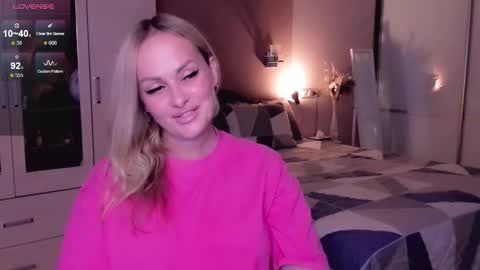 Snapshot of libby_nora chatting on 11, 10, 2025 Libby online show from 11, 10, 2025