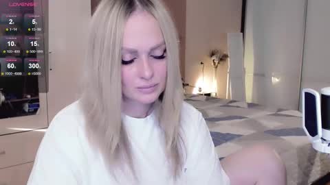 Snapshot of libby_nora chatting on 23, 10, 2025 Libby online show from 23, 10, 2025